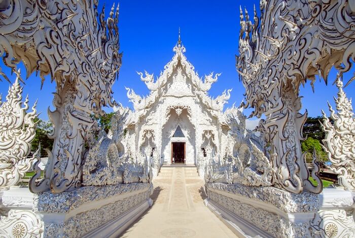 Wat Rong Khun is locating in Chiang Rai